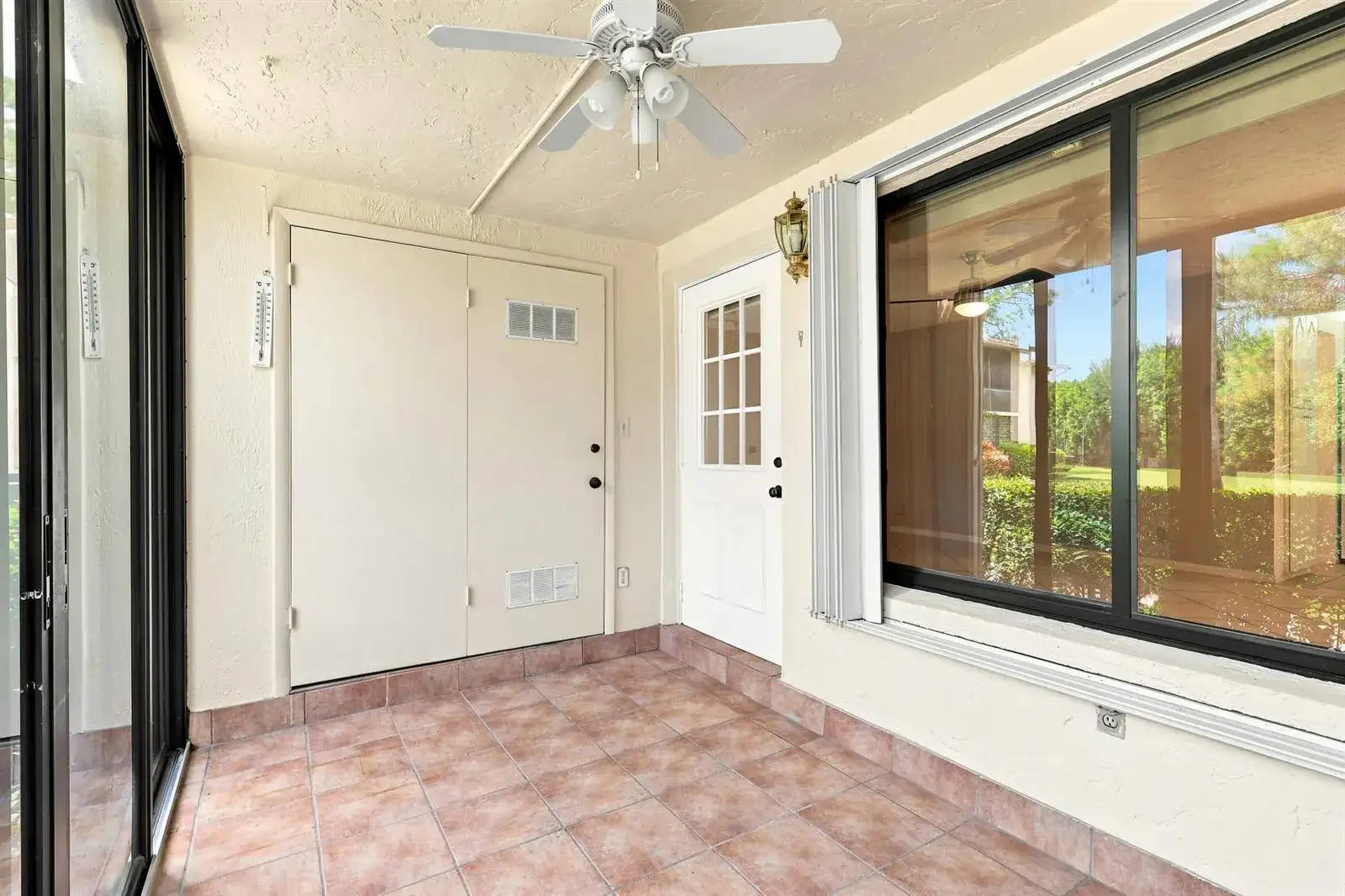 314 Knotty Pine Circle # 1, FL 33463 photo 5