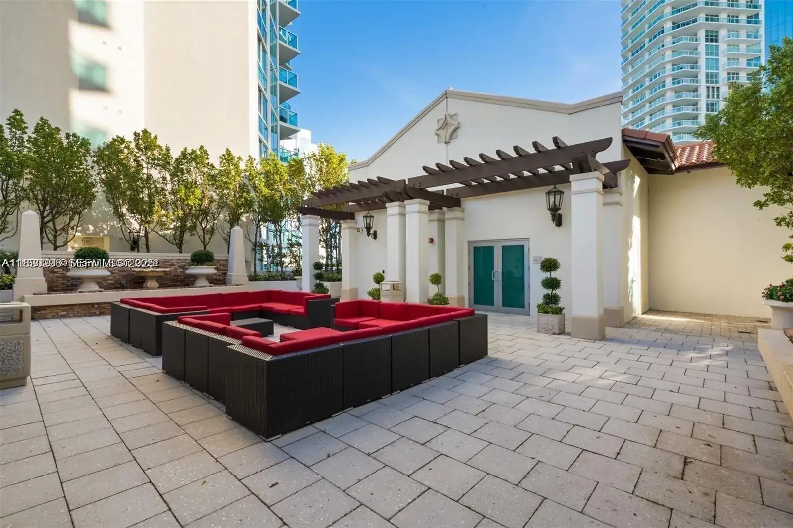 1121 CACTUS Terrace # 203, Delray Beach FL 33445