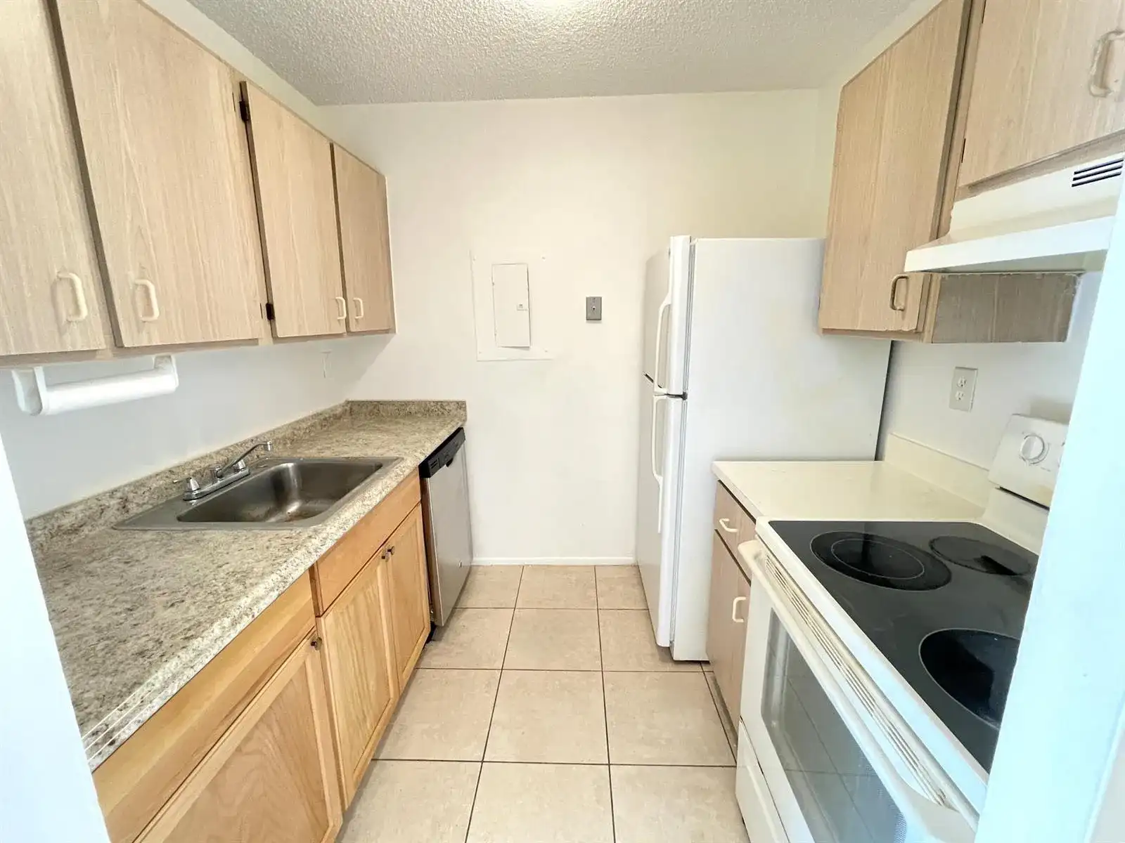 1101 N BENOIST FARMS Road # 101, West Palm Beach FL 33411