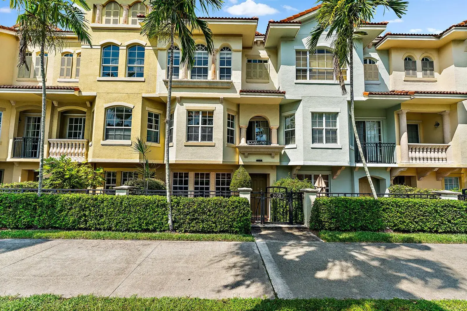 2558 Gardens Parkway, Palm Beach Gardens FL 33410
