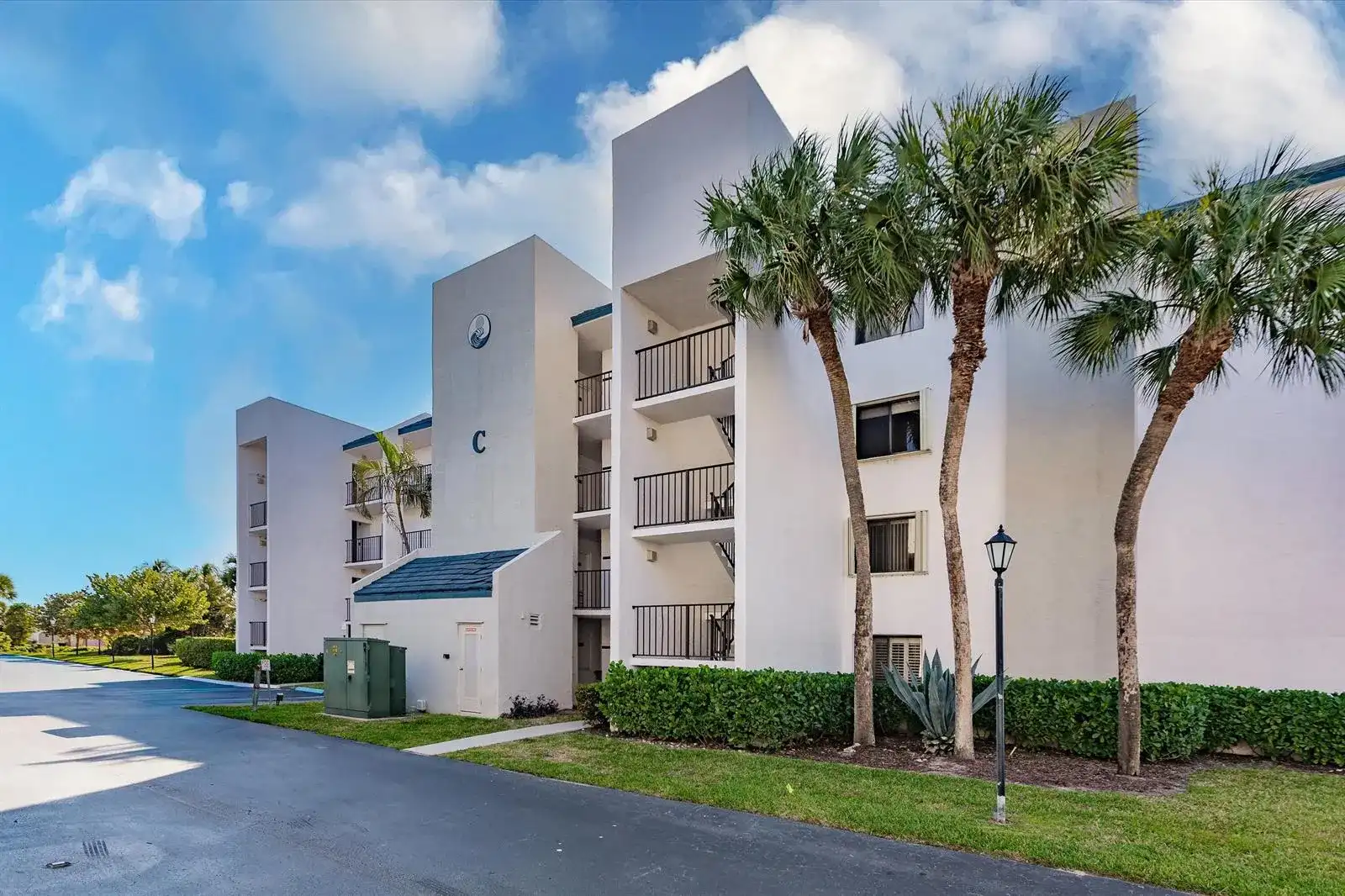 1605 S US HIGHWAY 1 # C104, Jupiter FL 33477