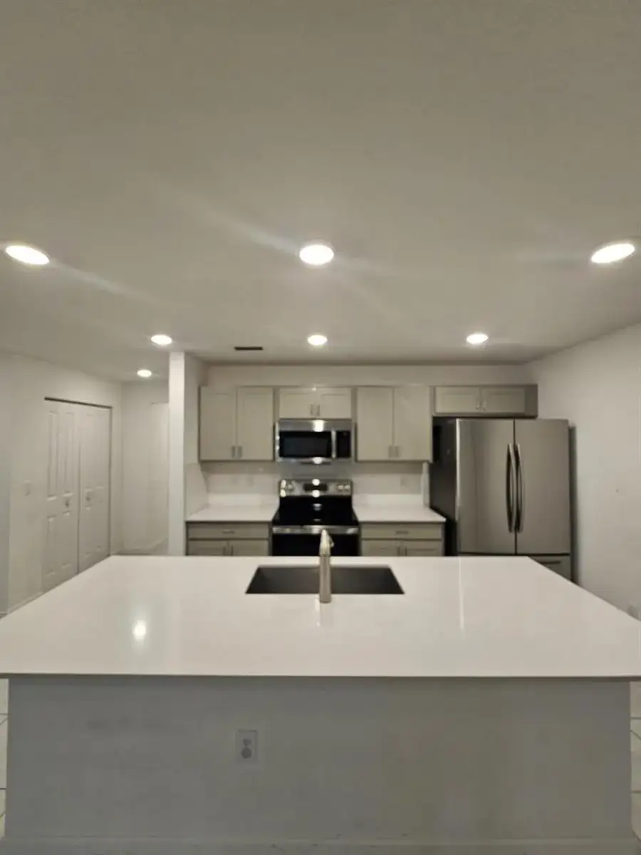 6765 Broadwater Lane, Lake Worth FL 33467 photo 4