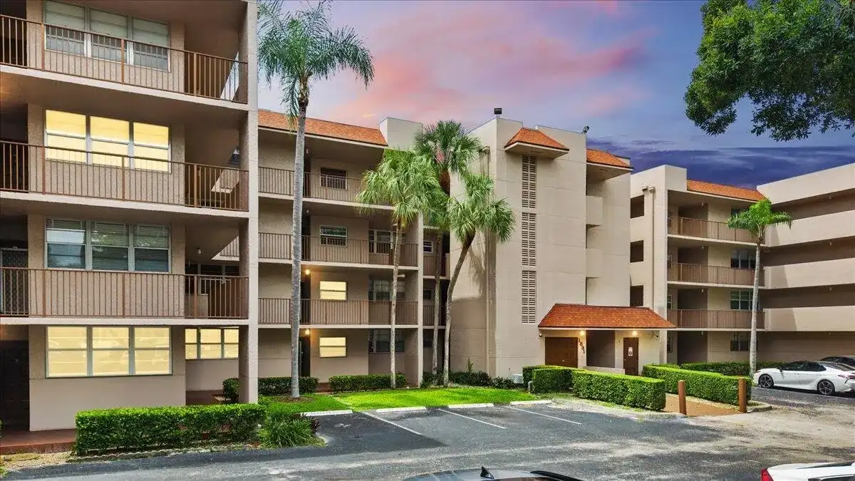 1831 Sabal Palm Drive # 403, Davie FL 33324