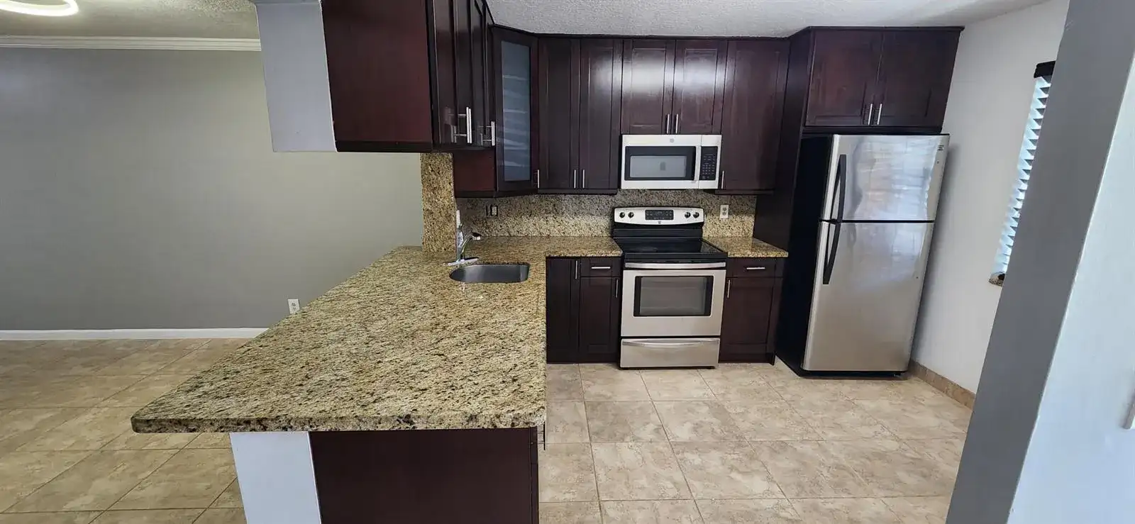 6327 Walk Circle, Boca Raton FL 33433 photo 4