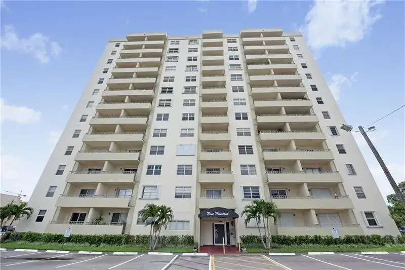900 NE 18th Avenue # 803, Fort Lauderdale FL 33304