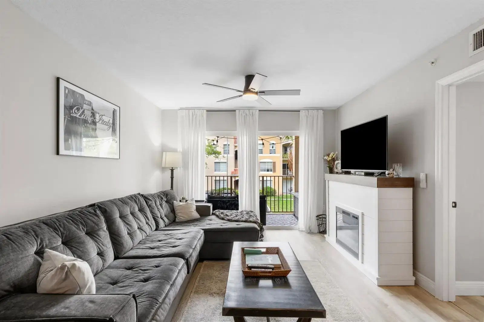 4041 SAN MARINO Boulevard # 202, West Palm Beach FL 33409 photo 4