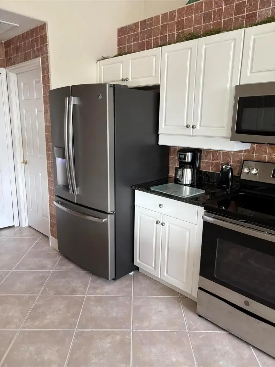 8 TROPIC LAKE Way, Ormond Beach FL 32174 photo 4