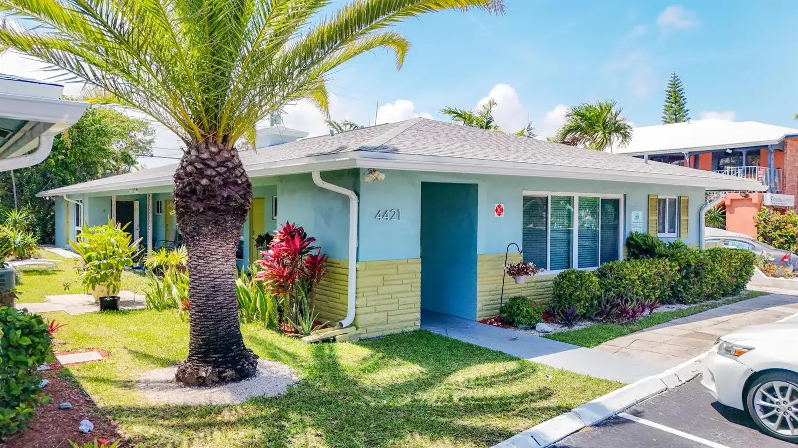 4421 POINCIANA Street # 2, Lauderdale By The Sea FL 33308 photo 2