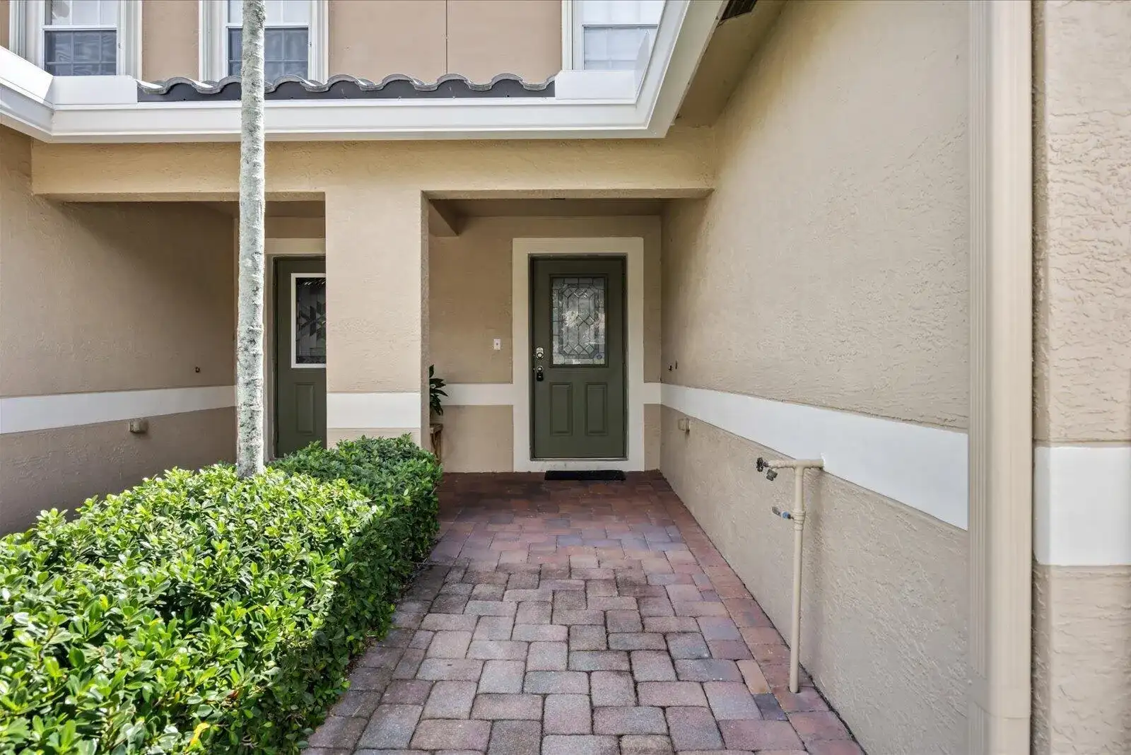 2781 SE Birmingham Drive, Stuart FL 34994 photo 3