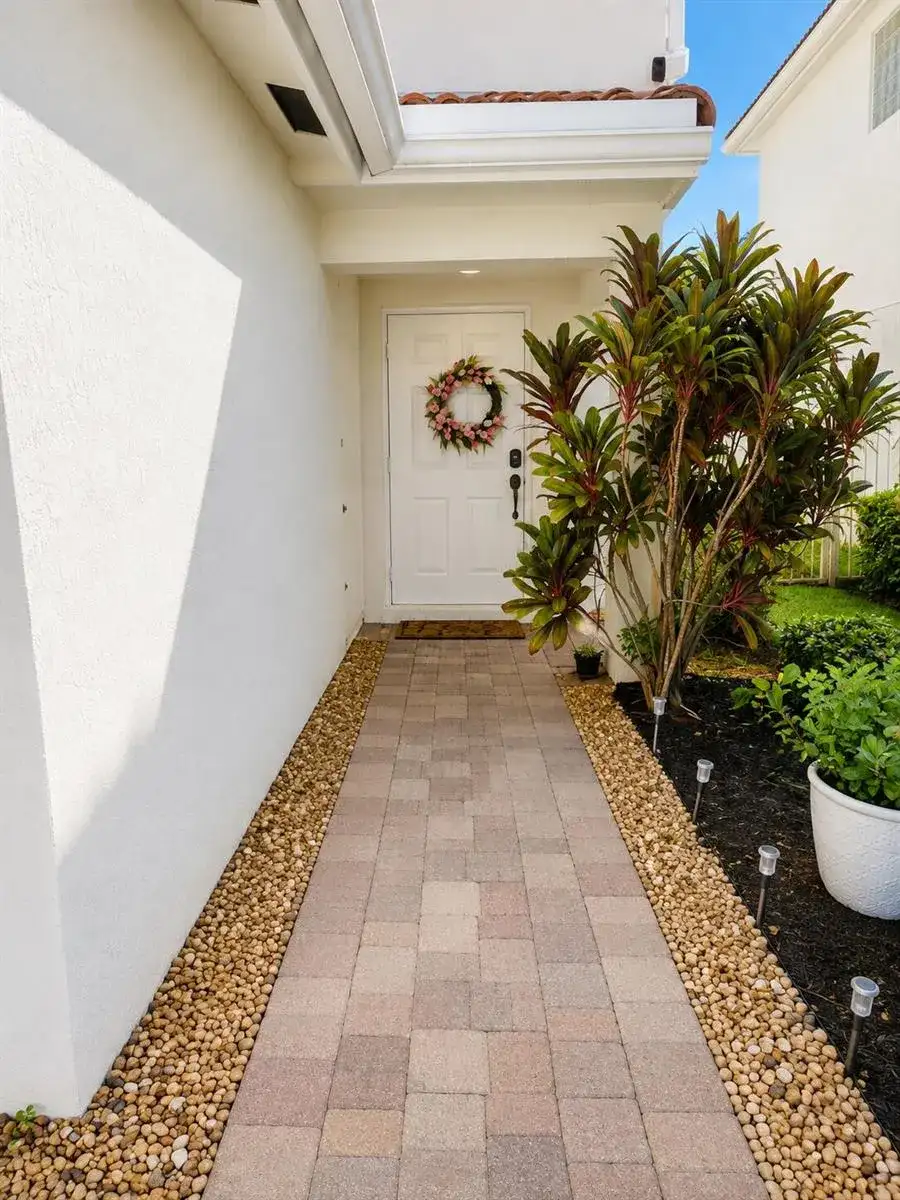 11957 DONLIN Drive, Wellington FL 33414 photo 2
