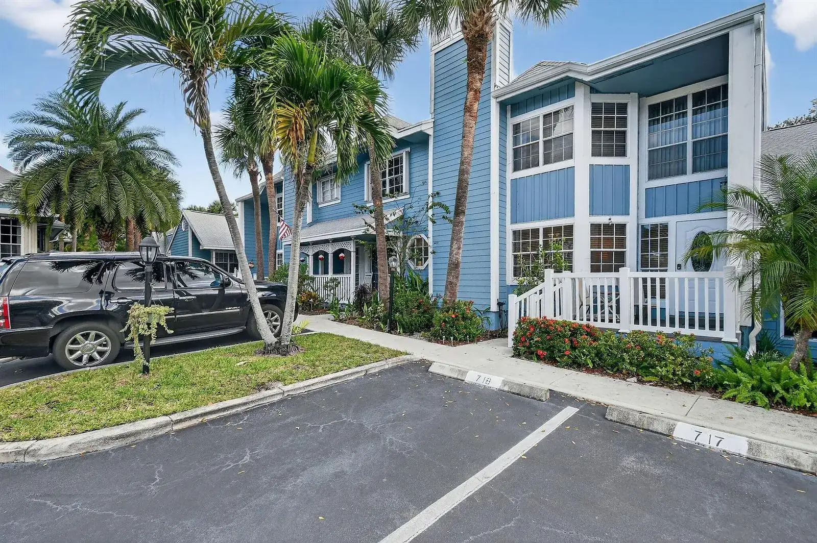 717 Ocean Dunes Circle, Jupiter FL 33477 photo 2
