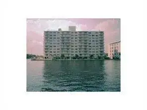 2900 NE 30th Street NE # E6, Fort Lauderdale FL 33306