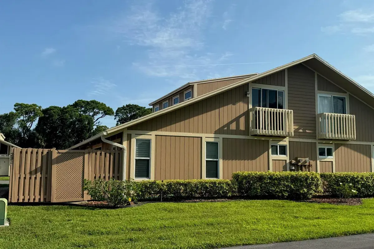 232 Maplecrest Circle, Jupiter FL 33458