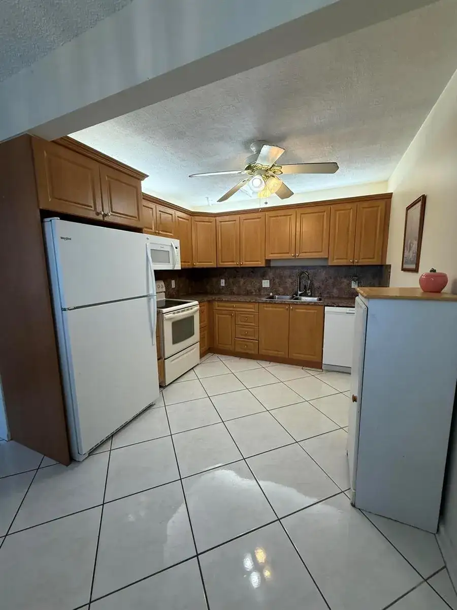 3018 WOLVERTON A E # 3018, Boca Raton FL 33434 photo 3
