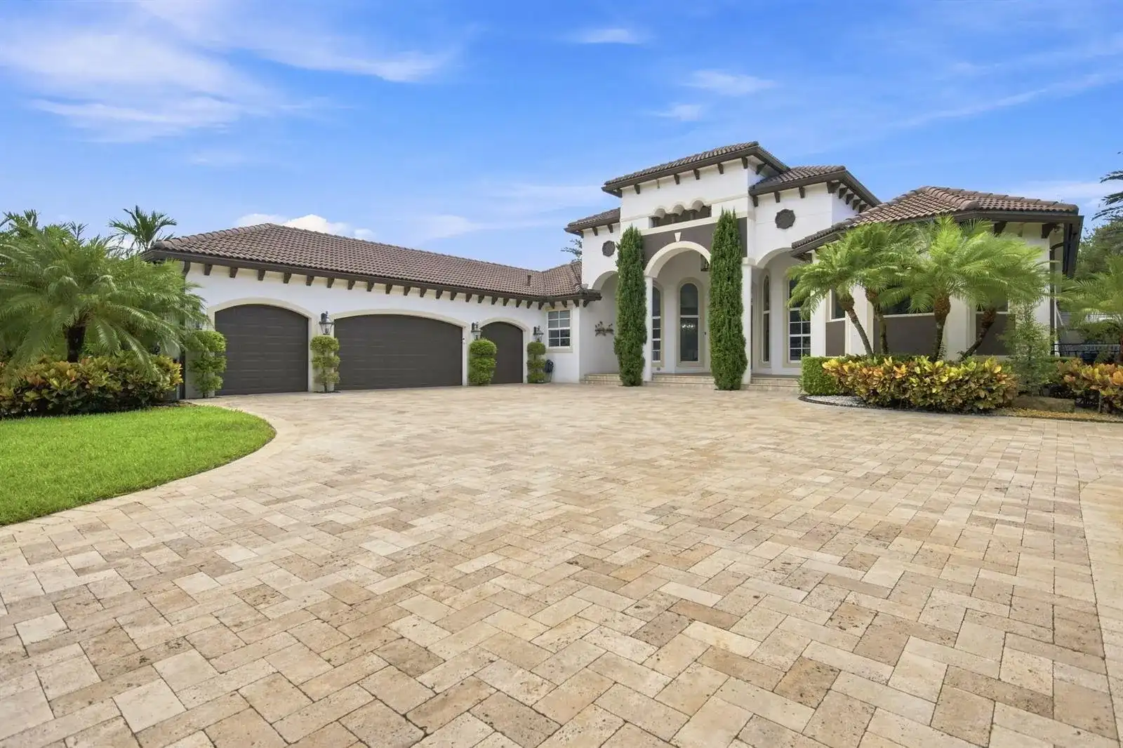 4851 SW 111TH Terrace, Davie FL 33328