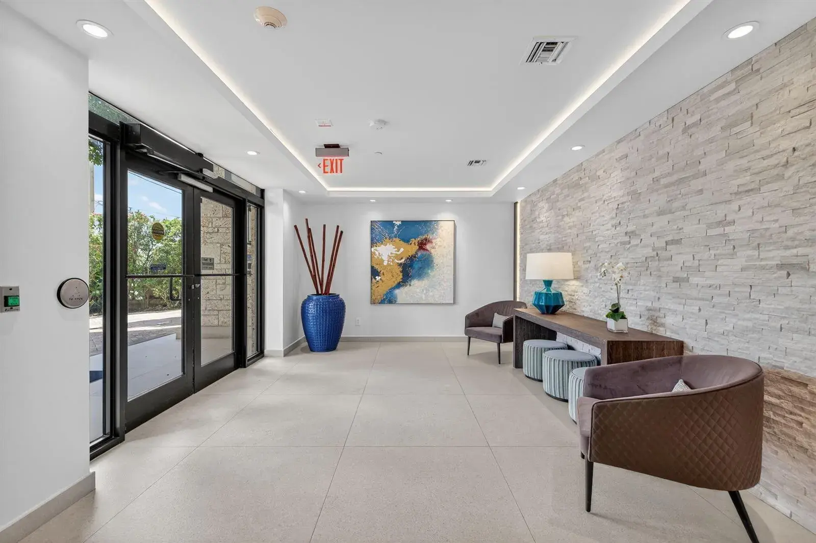 777 Bayshore Drive # 701, Fort Lauderdale FL 33304