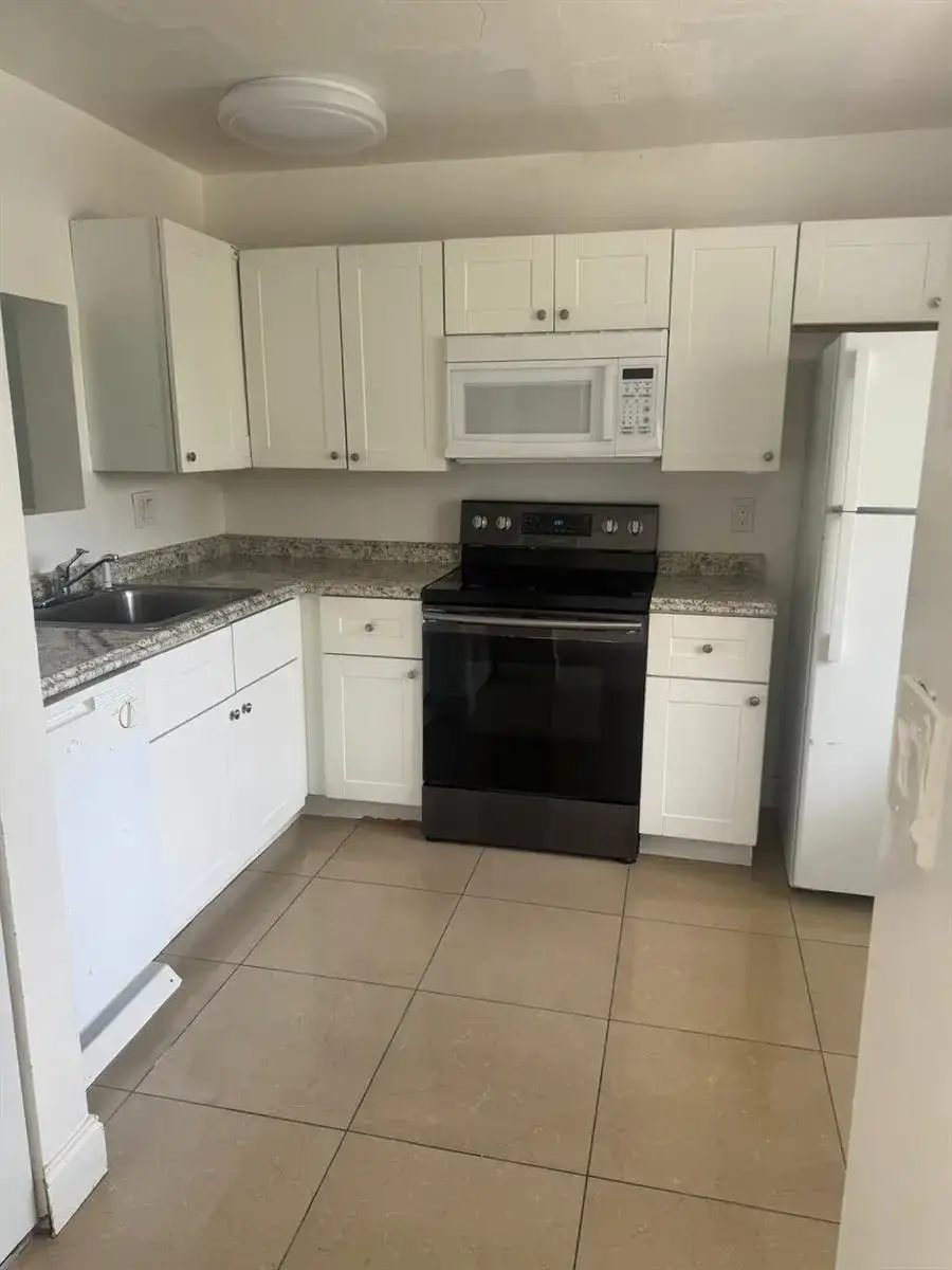 11403 Royal Palm Boulevard, Coral Springs FL 33065 photo 2