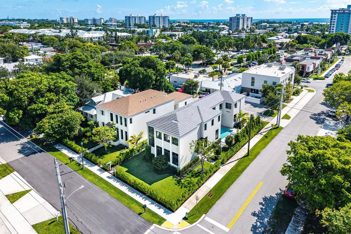 521 SE 4TH Avenue, Delray Beach FL 33483