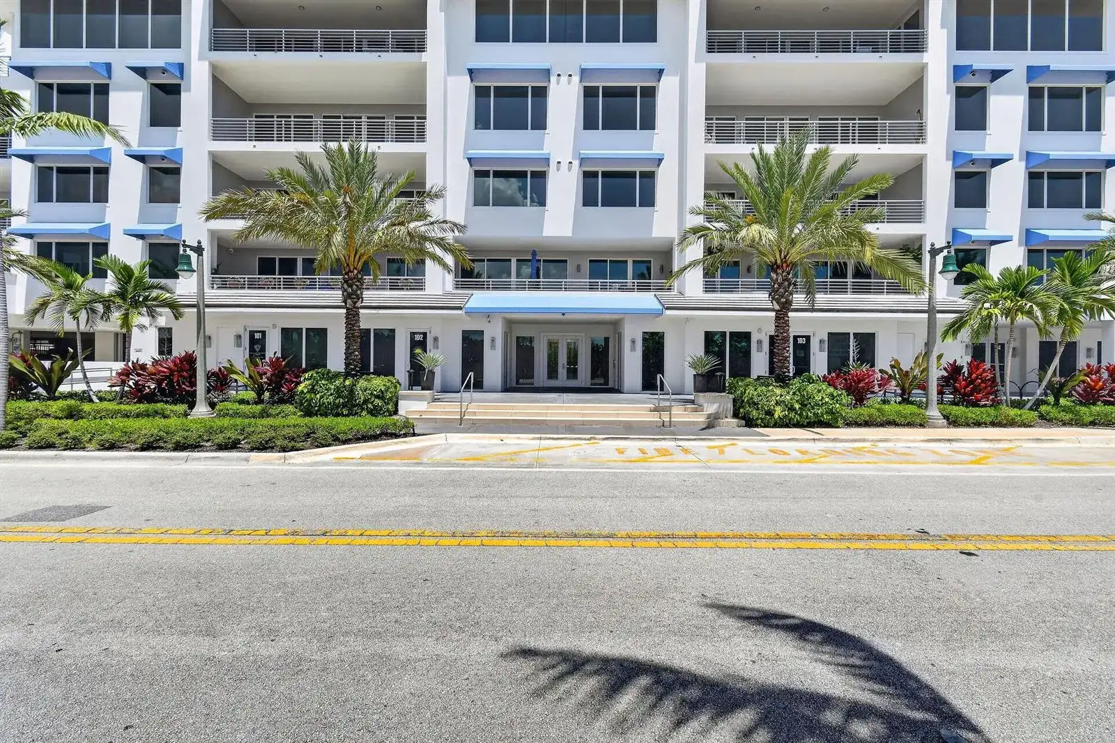 1 S COASTAL Way # 202, Jupiter FL 33477 photo 3