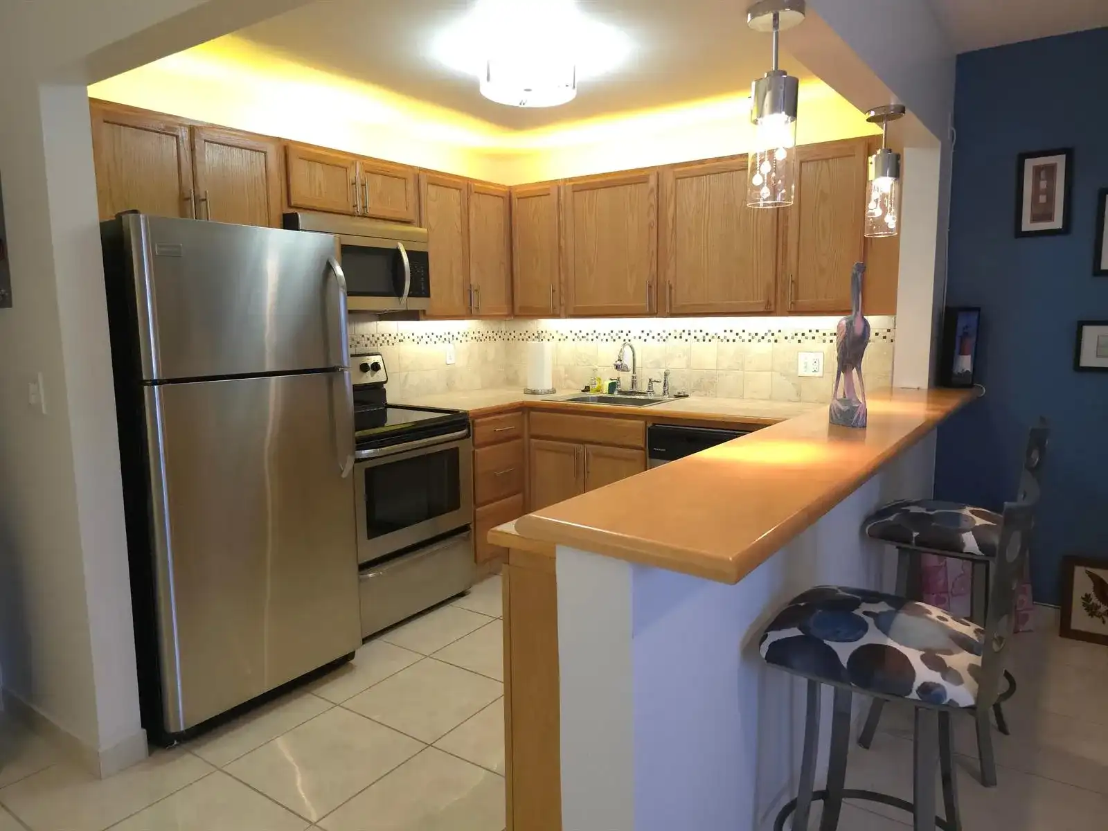 105 OXFORD 100, West Palm Beach FL 33417