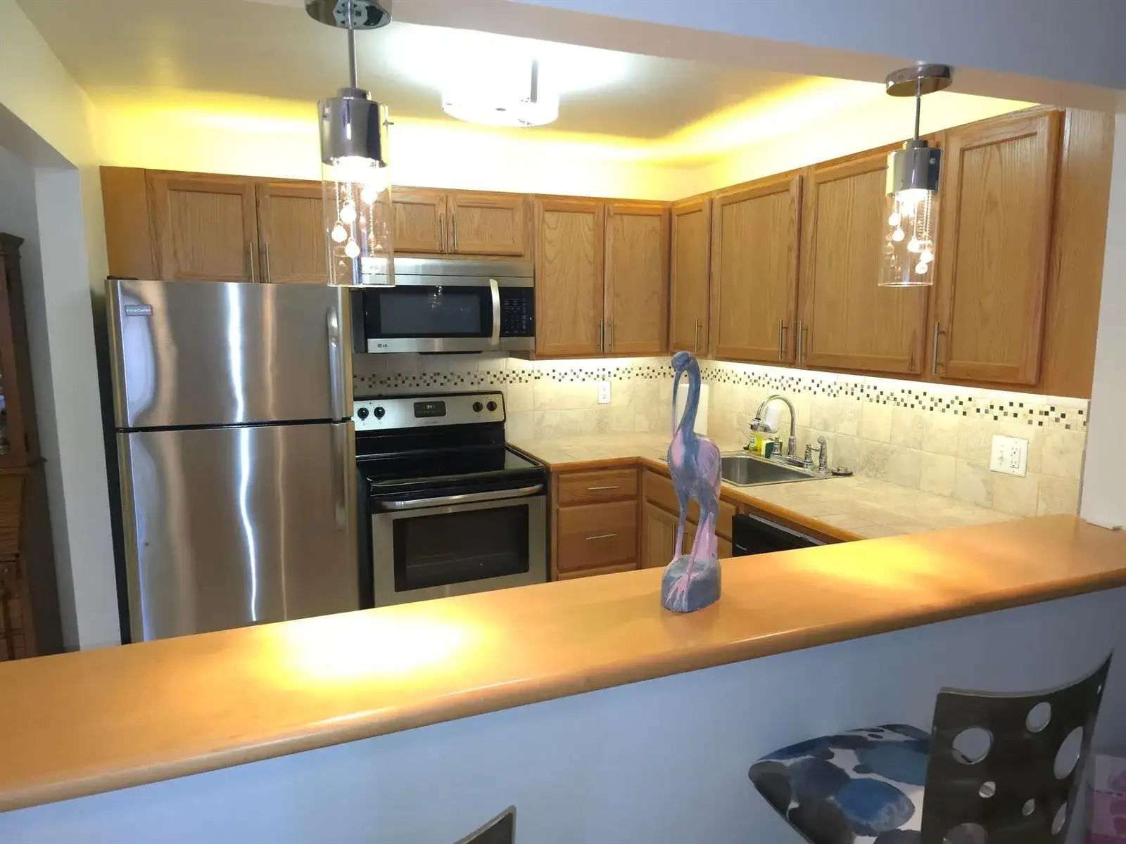 105 OXFORD 100, West Palm Beach FL 33417 photo 2