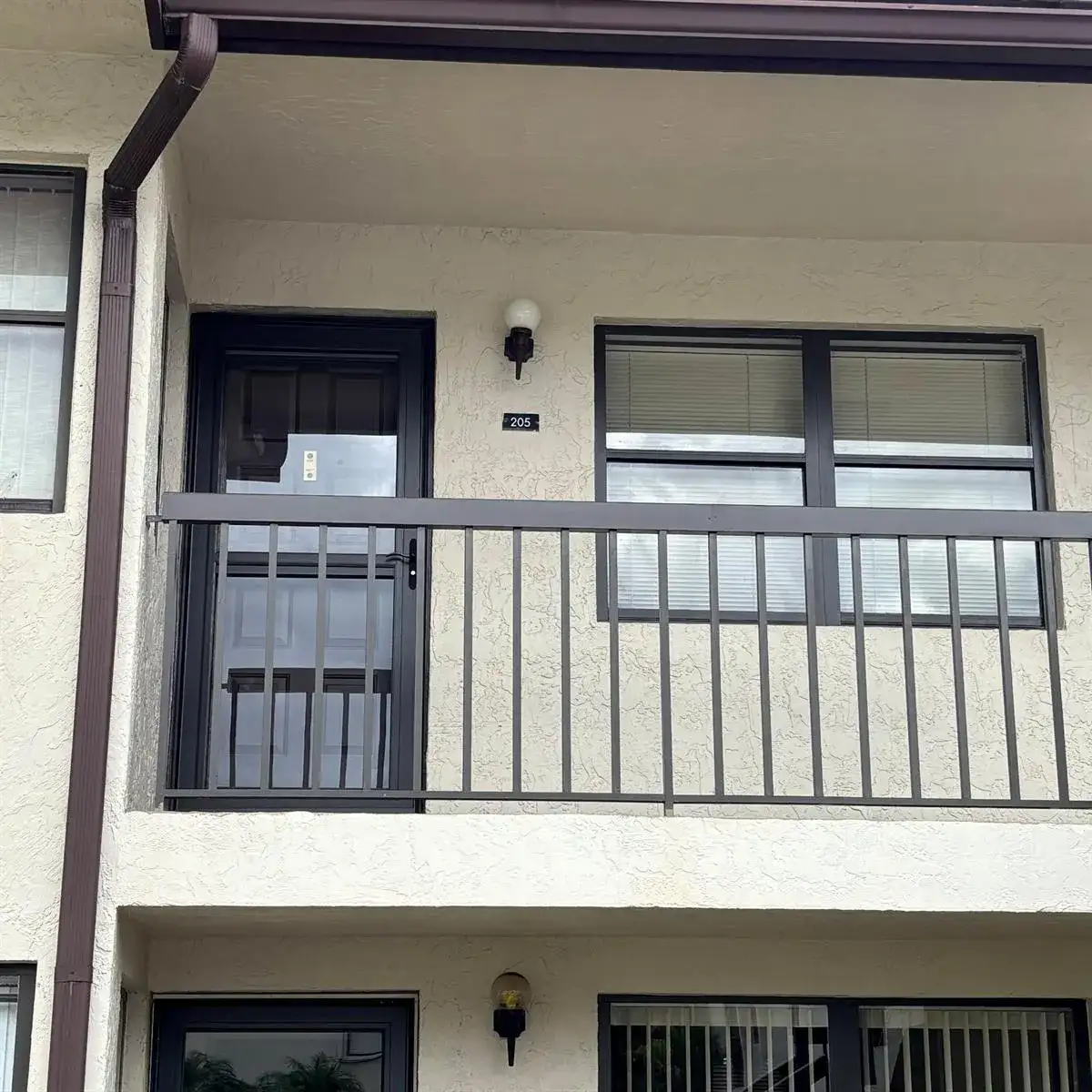 7641 Tahiti Lane # 205, Lake Worth FL 33467 photo 2