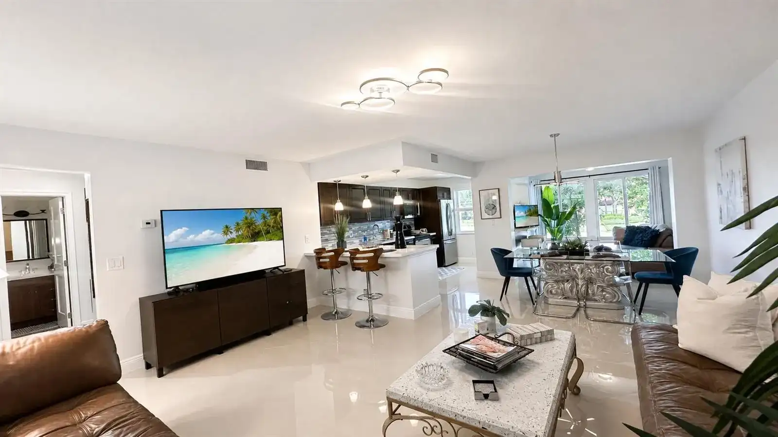 34 Colonial Club Drive # 202, Boynton Beach FL 33435