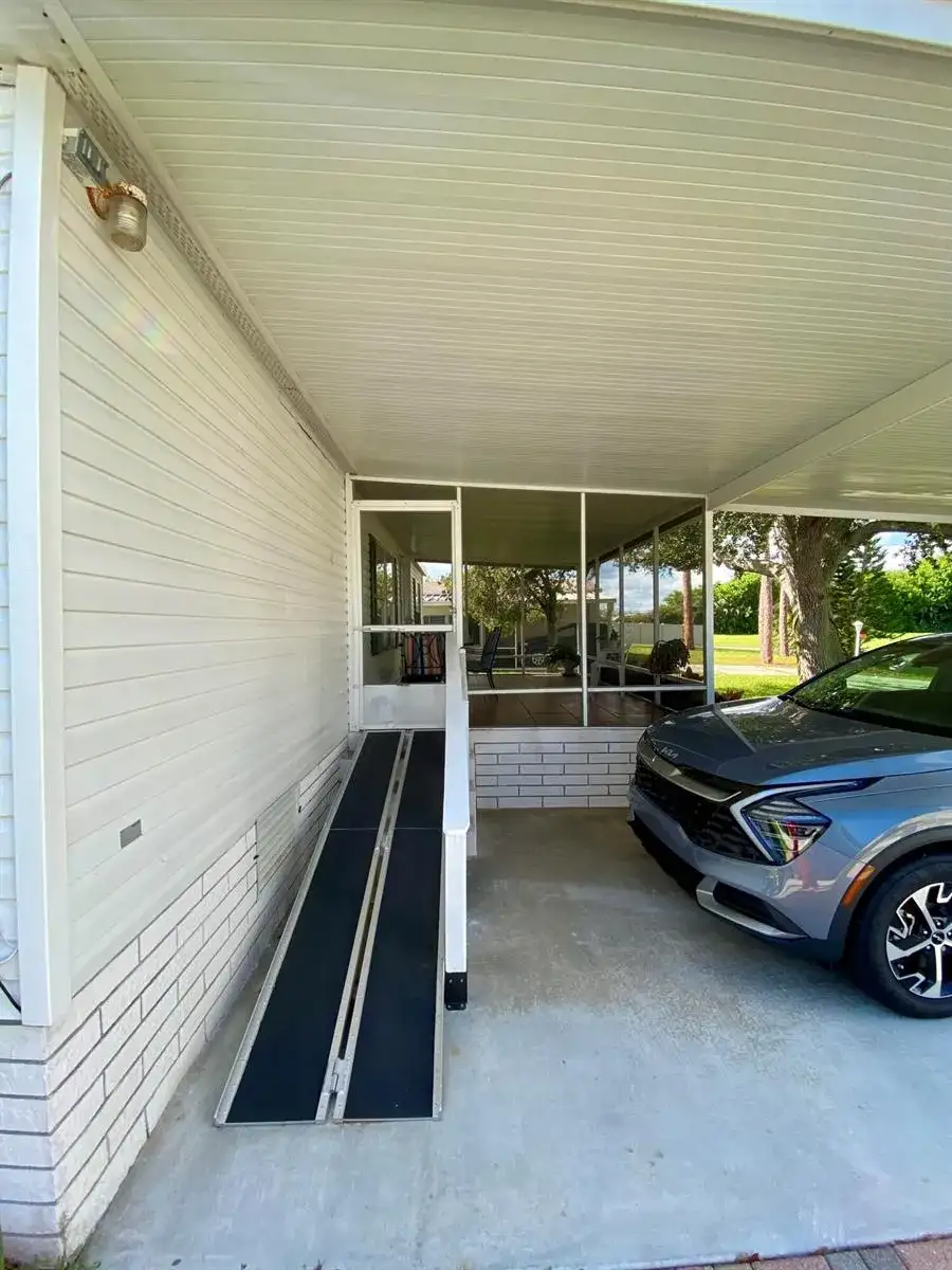 494 Thames Bluff Ridge # 50, Fort Pierce FL 34982 photo 2