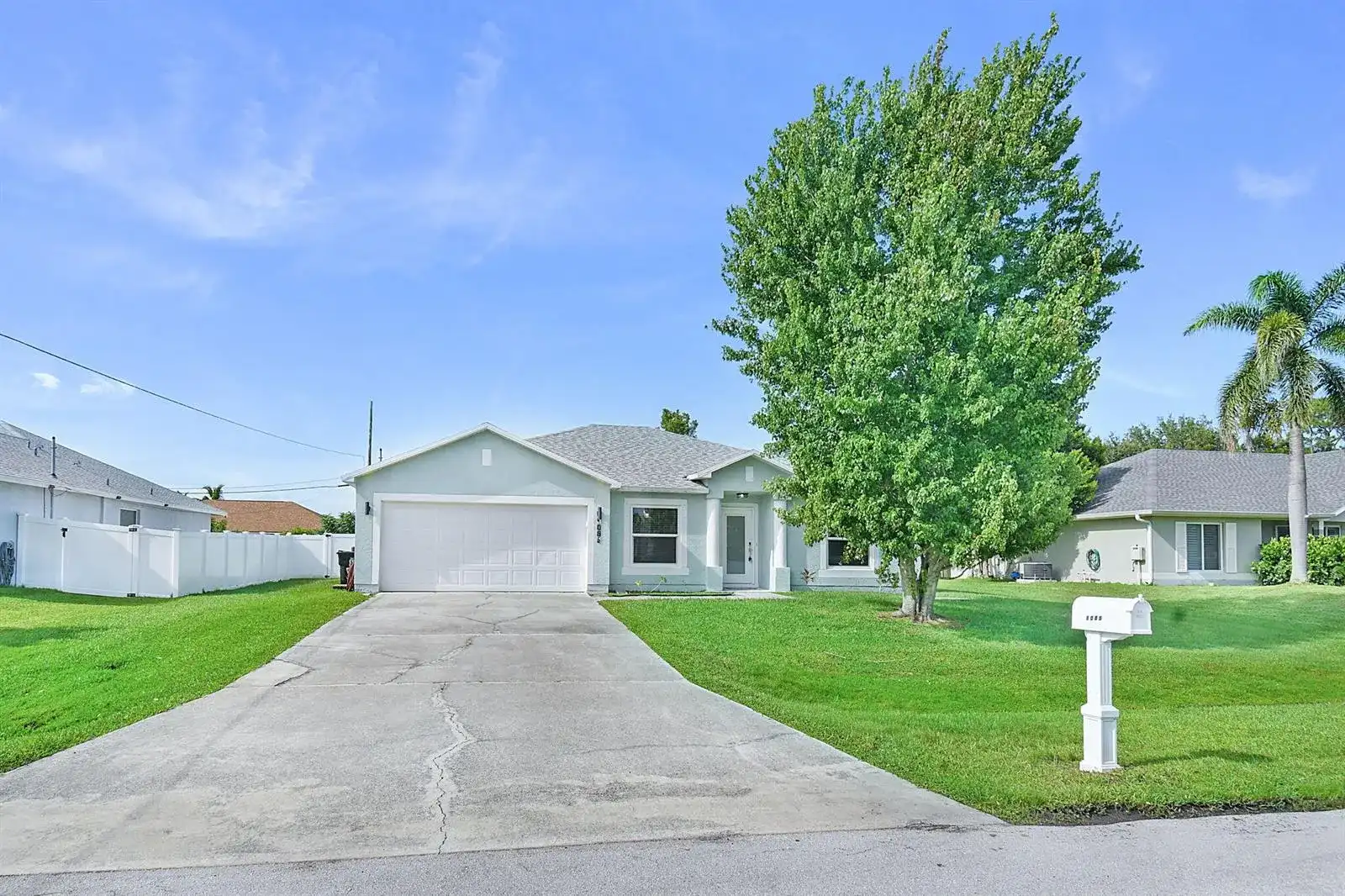 1085 SW Majorca Avenue, Port St. Lucie FL 34953