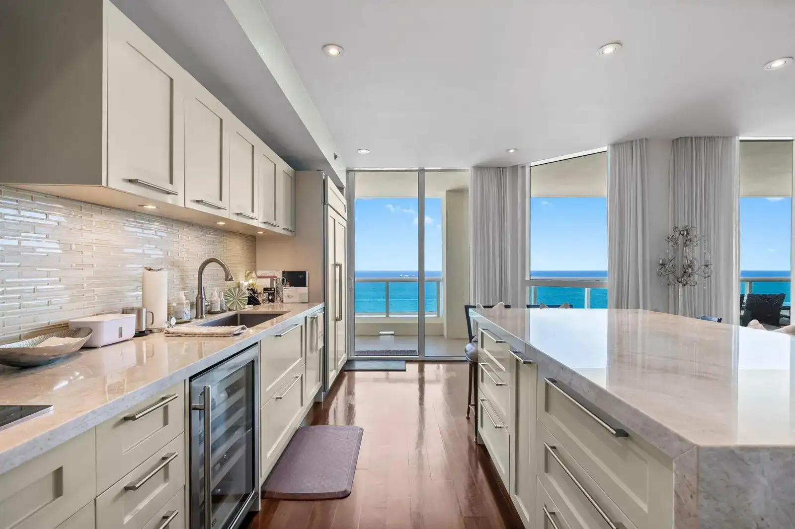 101 S FORT LAUDERDALE BEACH Boulevard # 2303, Fort Lauderdale FL 33316 photo 5