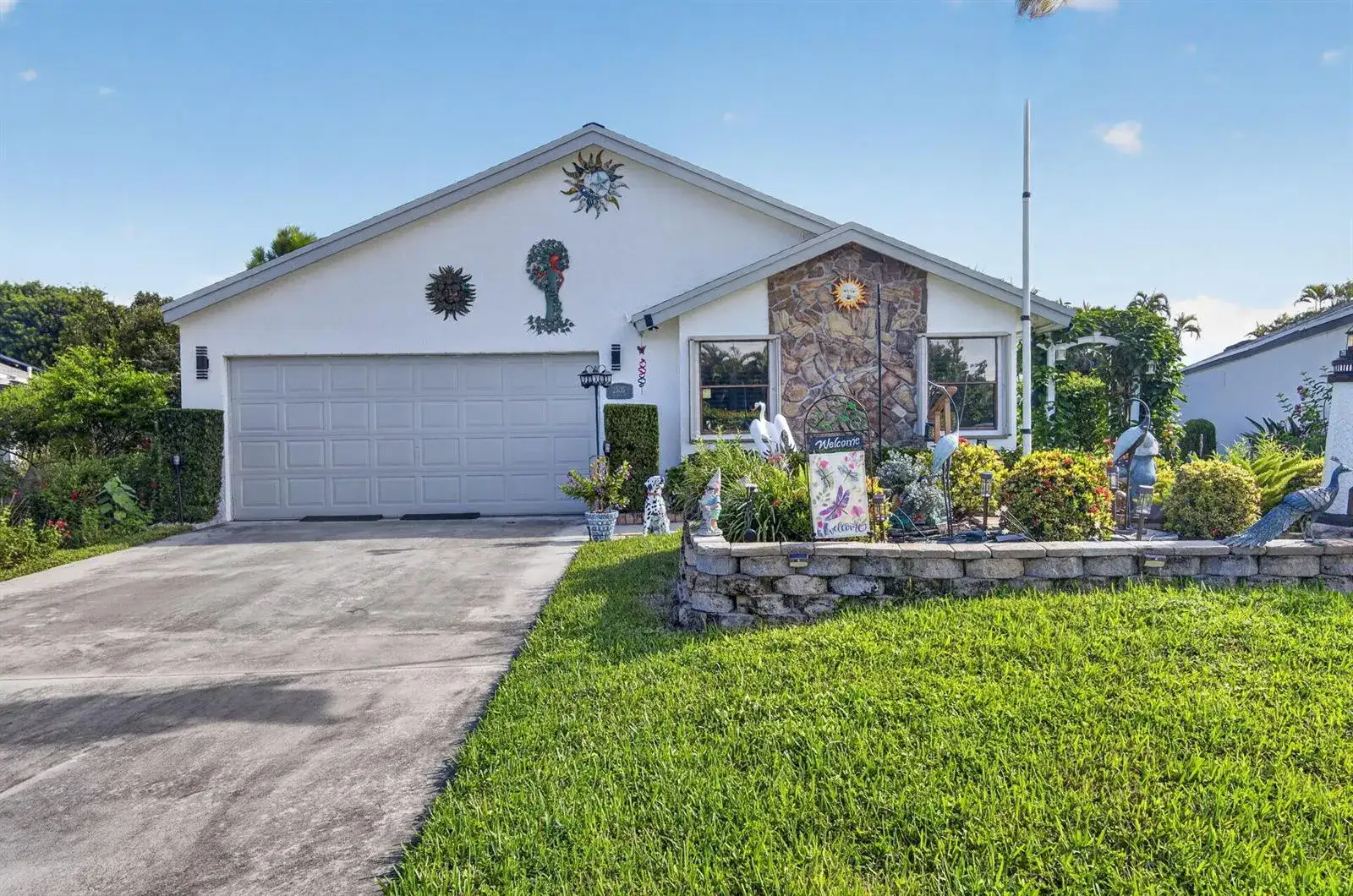 2505 NW 13th Court, Delray Beach FL 33445 photo 2