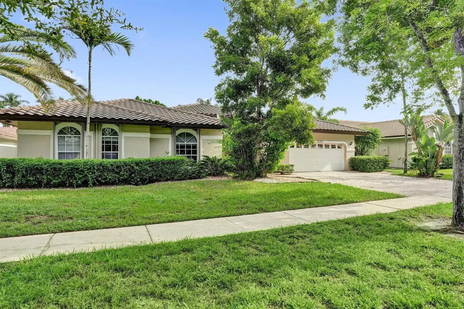 10255 GUATEMALA Street, Cooper City FL 33026 photo 2