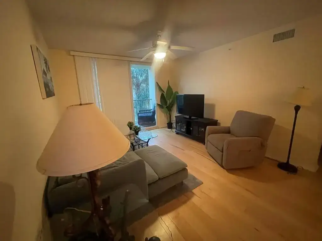 712 VILLA Circle, Boynton Beach FL 33435 photo 2
