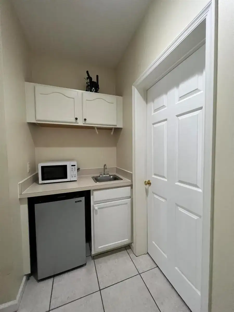 8364 Mulligan Circle, Port St. Lucie FL 34986 photo 3