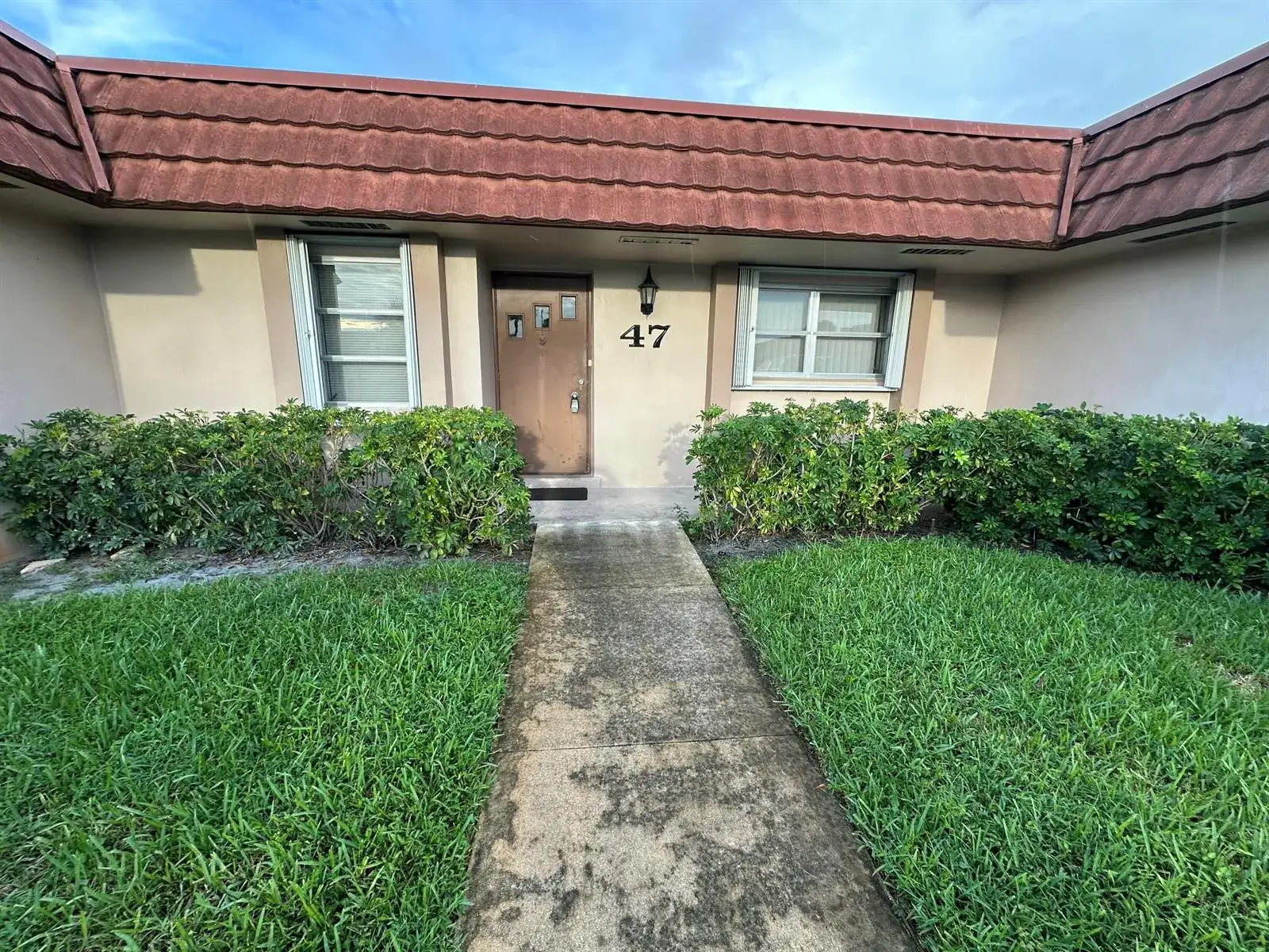 5725 FERNLEY Drive E # 47, West Palm Beach FL 33415