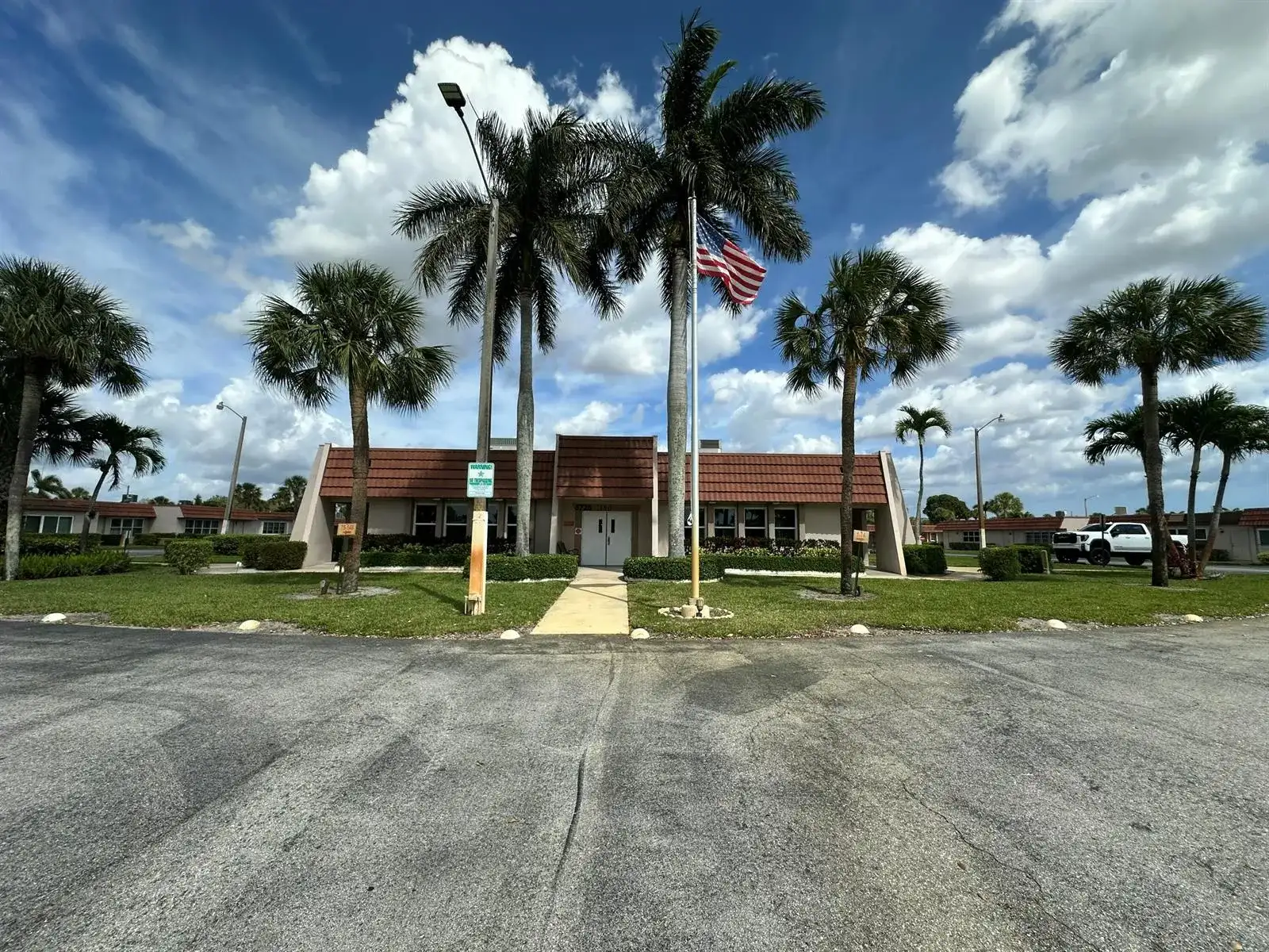 5725 FERNLEY Drive E # 47, West Palm Beach FL 33415 photo 4