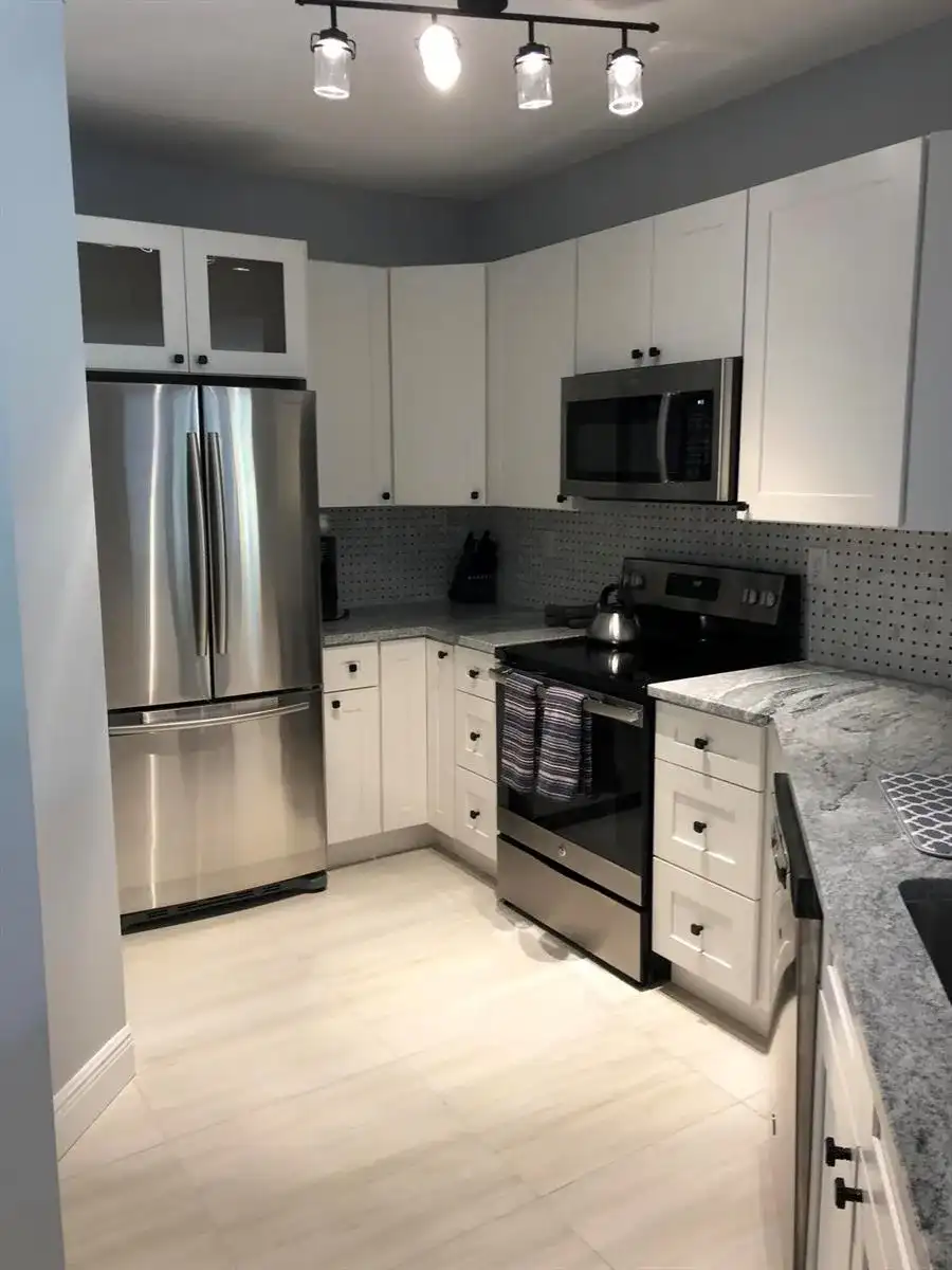 800 Uno Lago Drive, North Palm Beach FL 33408