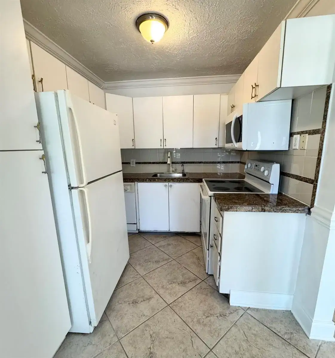 218 Kent M # M, West Palm Beach FL 33417 photo 5