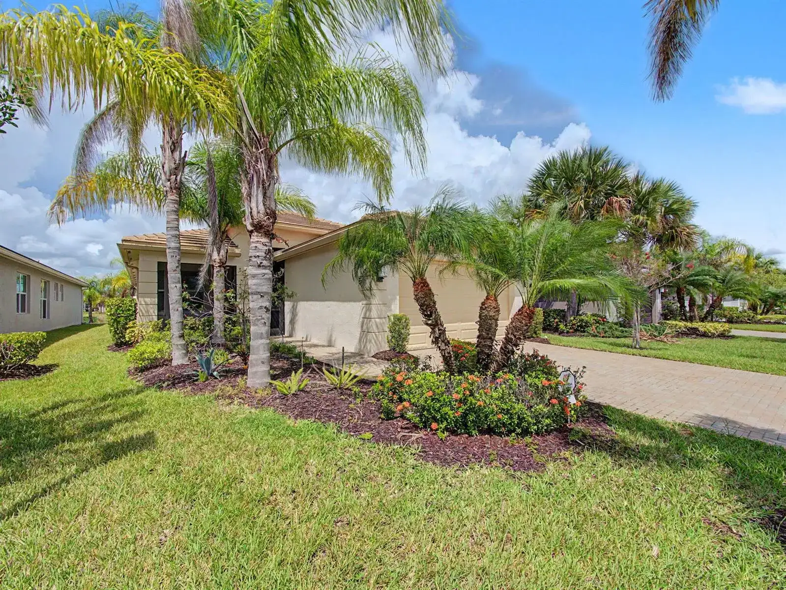 11826 SW Brighton Falls Drive, Port St. Lucie FL 34987 photo 4