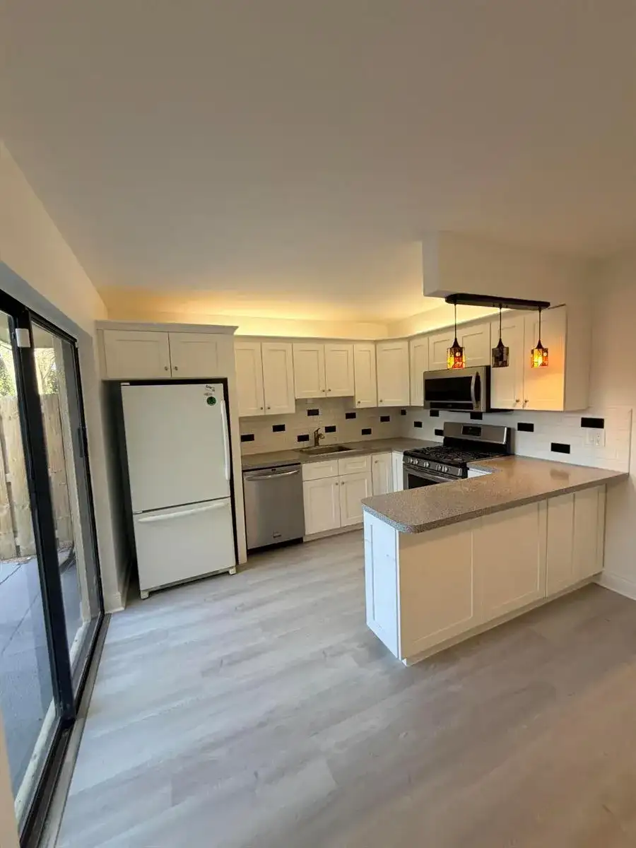 273 ARABIAN Road, Palm Springs FL 33461 photo 4