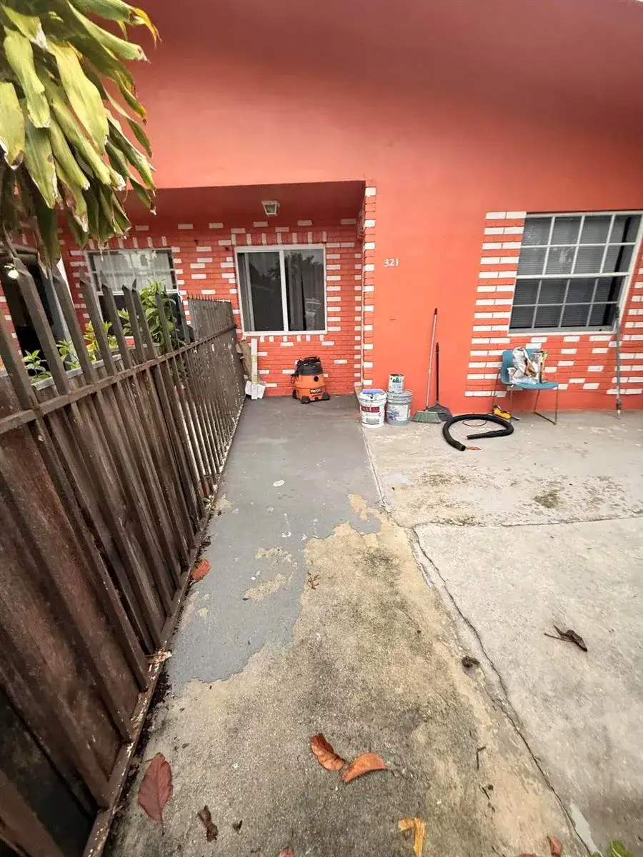 321 NW 57TH Street, Oakland Park FL 33309 photo 3