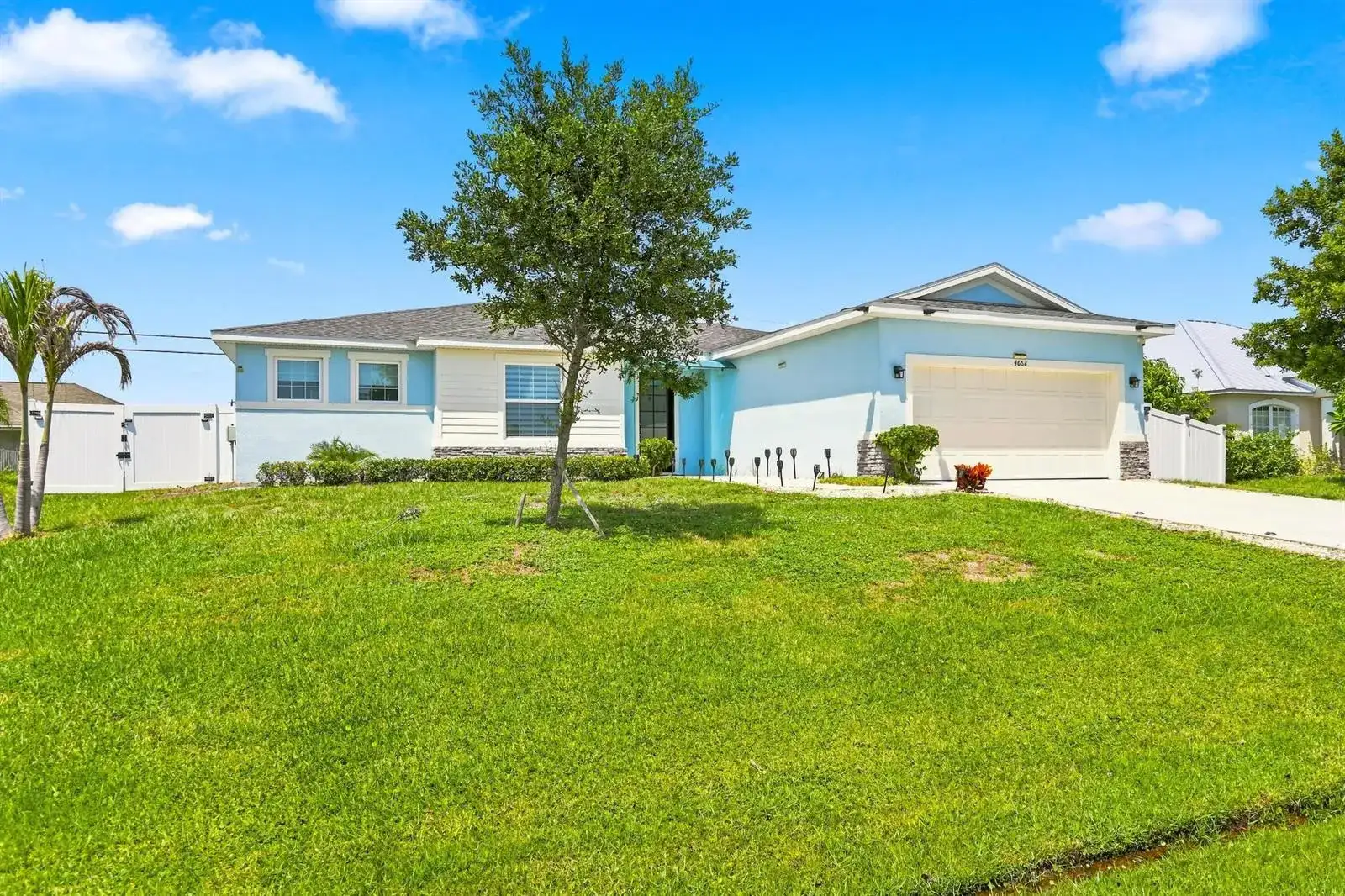 4662 SW YACOLT Drive, Port St. Lucie FL 34953 photo 3