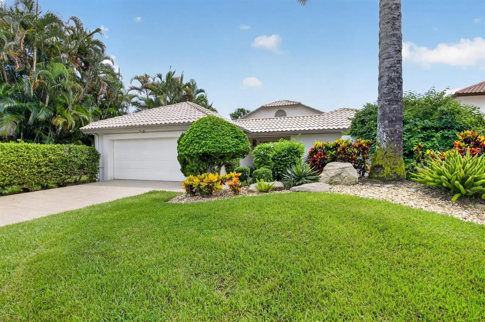 19380 Cedar Glen Drive, Boca Raton FL 33434 photo 2