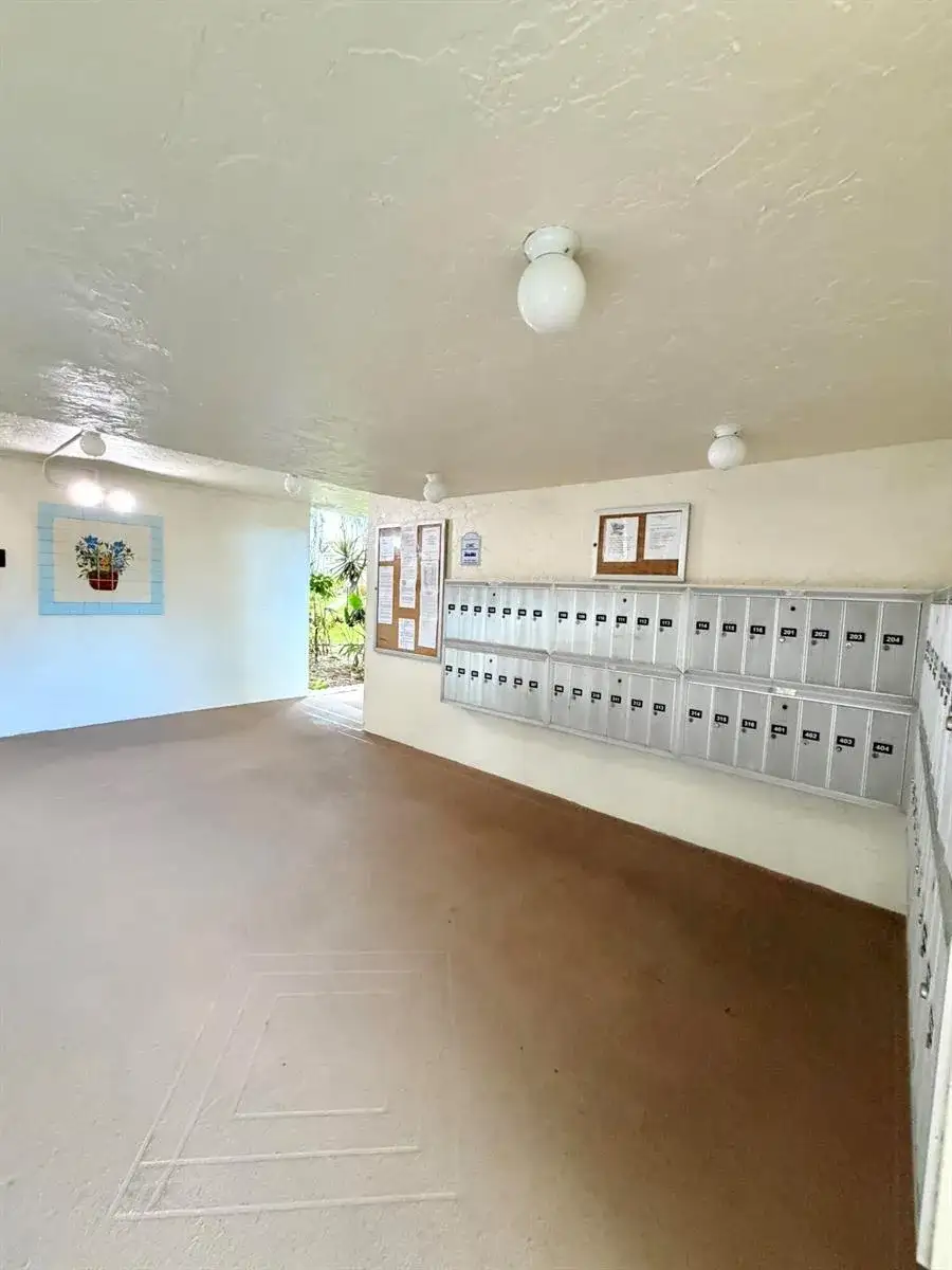 3186 VIA POINCIANA # 115, Lake Worth FL 33467 photo 5