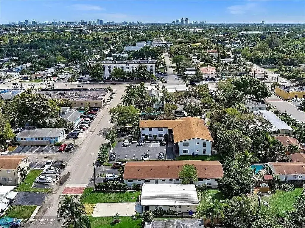 200 NW 25TH Street # 8, Wilton Manors FL 33311 photo 2