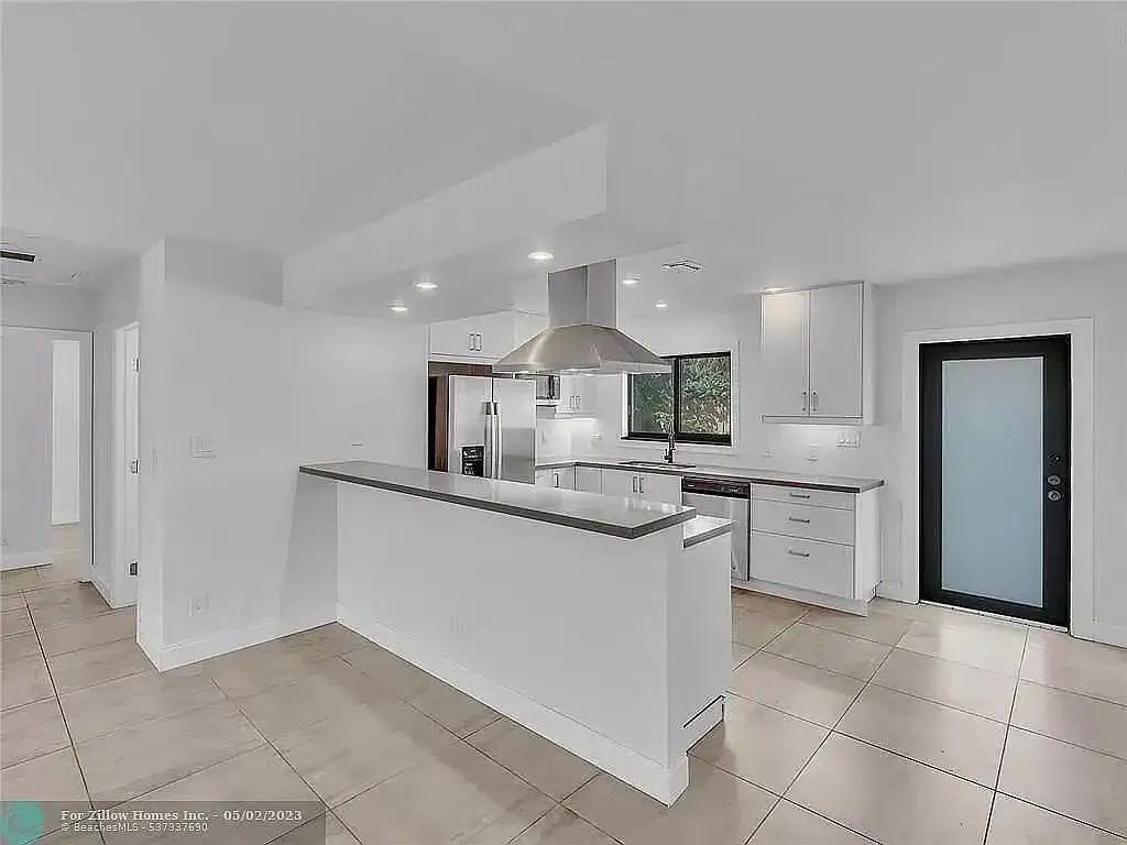 216 NW 25TH Street, Wilton Manors FL 33311 photo 5
