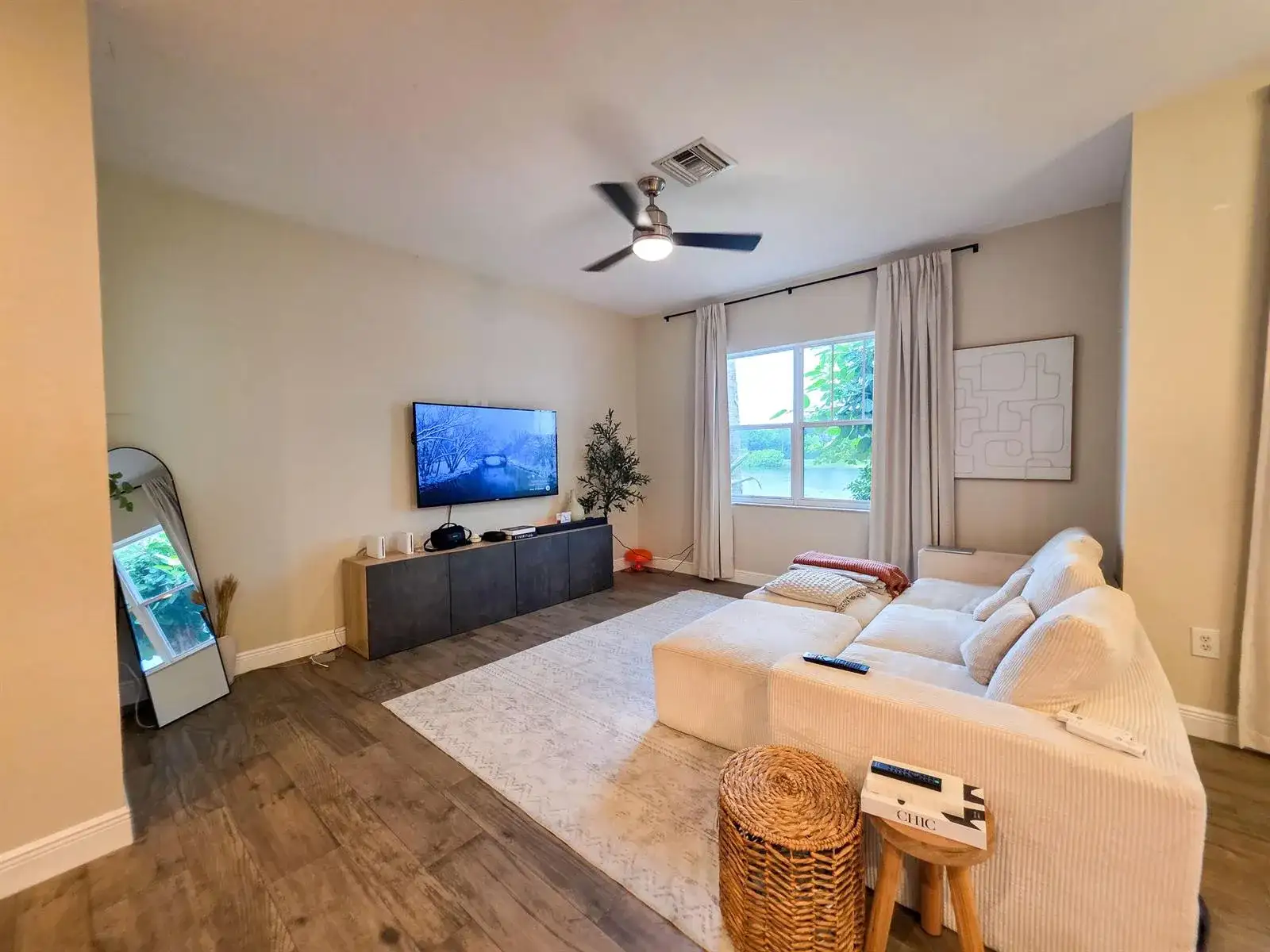 855 Marina Del Ray Lane # 1, West Palm Beach FL 33401 photo 3