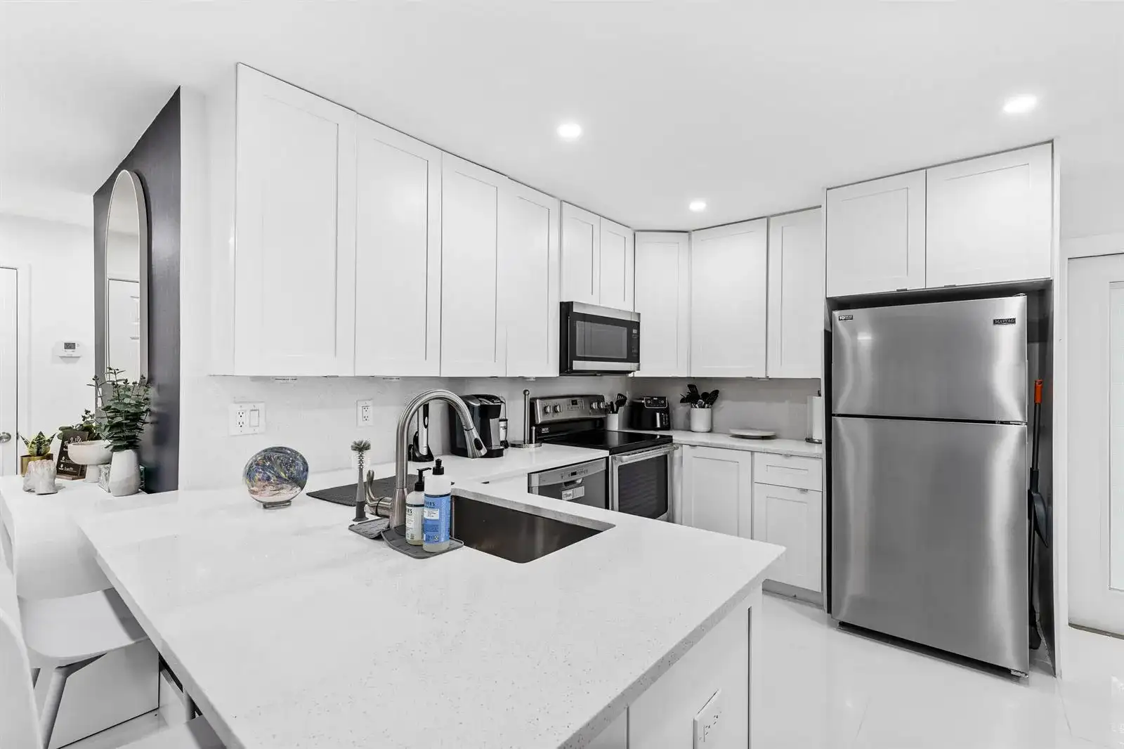 1621 NE 1ST Avenue, Pompano Beach FL 33060 photo 5