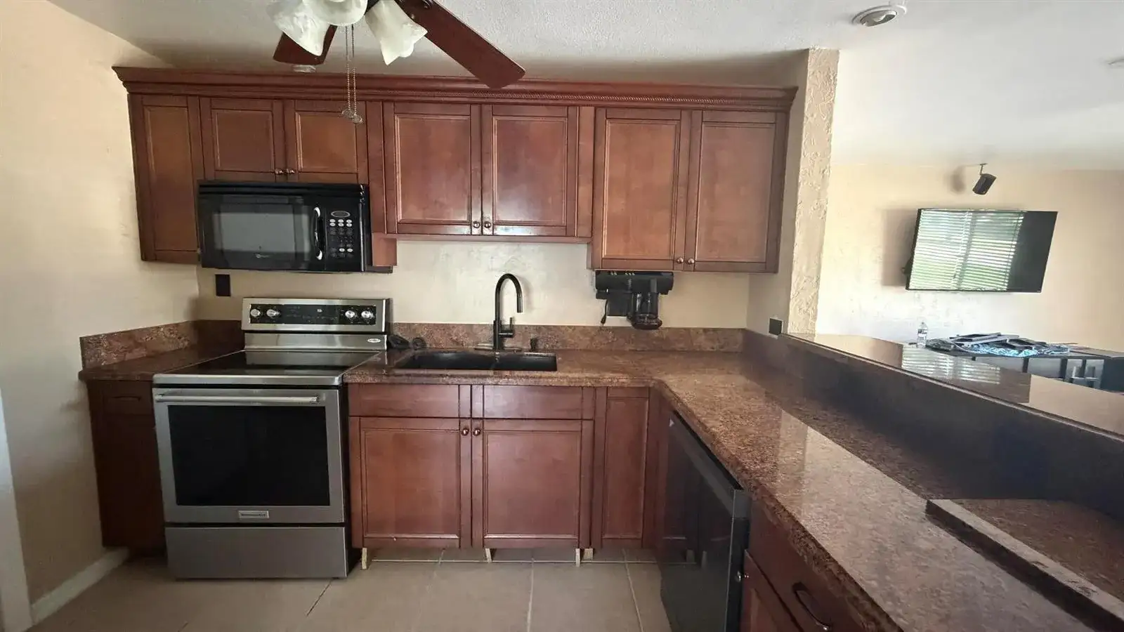 1531 NE 30TH Street, Pompano Beach FL 33064 photo 2