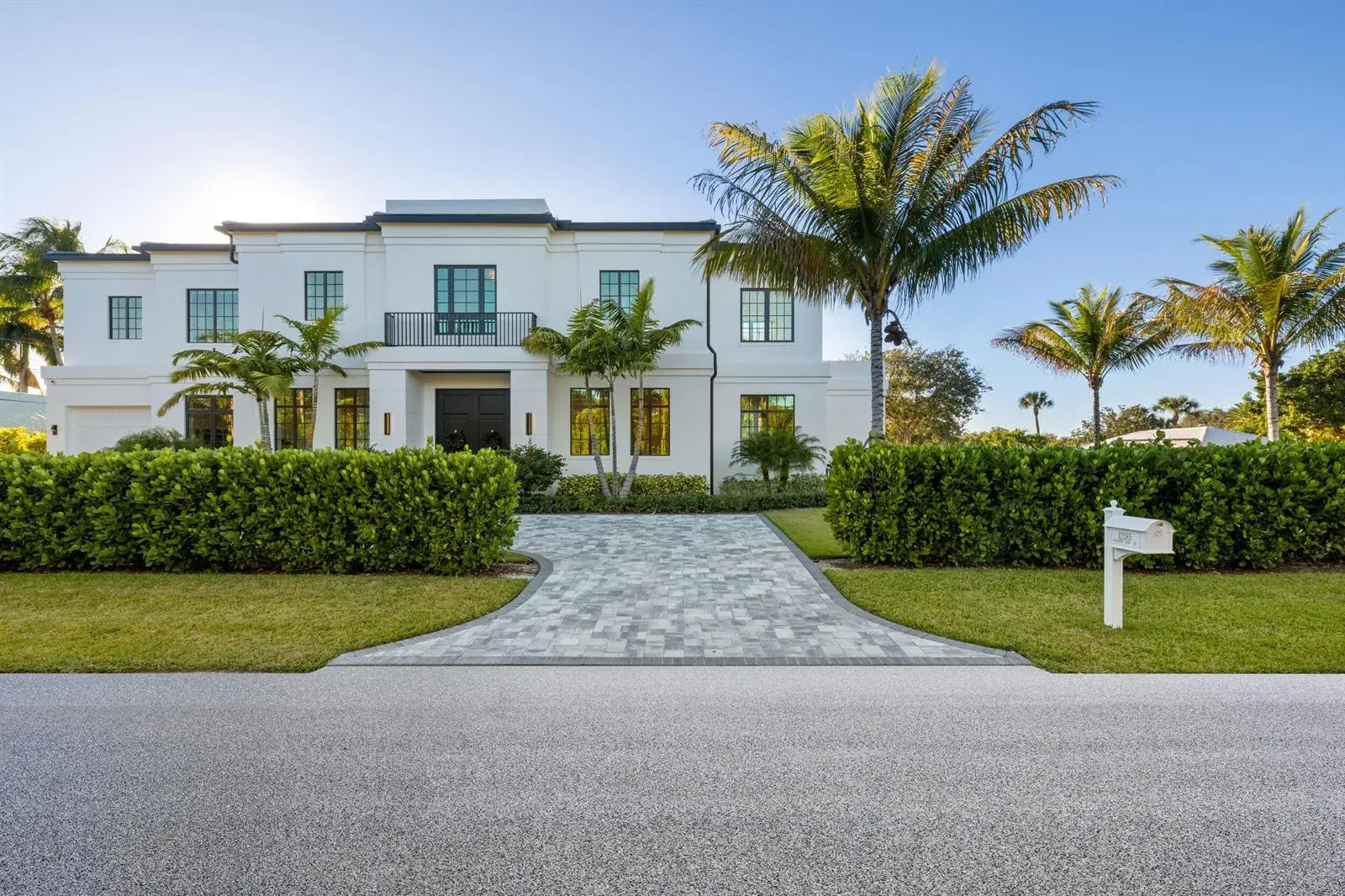 12385 COCONUT ROW Road, Palm Beach Gardens FL 33410